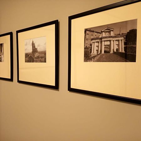 "A Casa Di Giacomo" Luxury Rooms Con Aria Condizionata Bergamo Luaran gambar